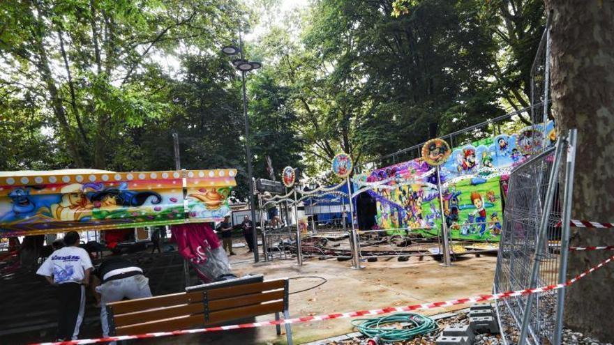 Avilés enciende San Agustín con acento internacional, atracciones para los más pequeños y mucho ritmo junto a la ría