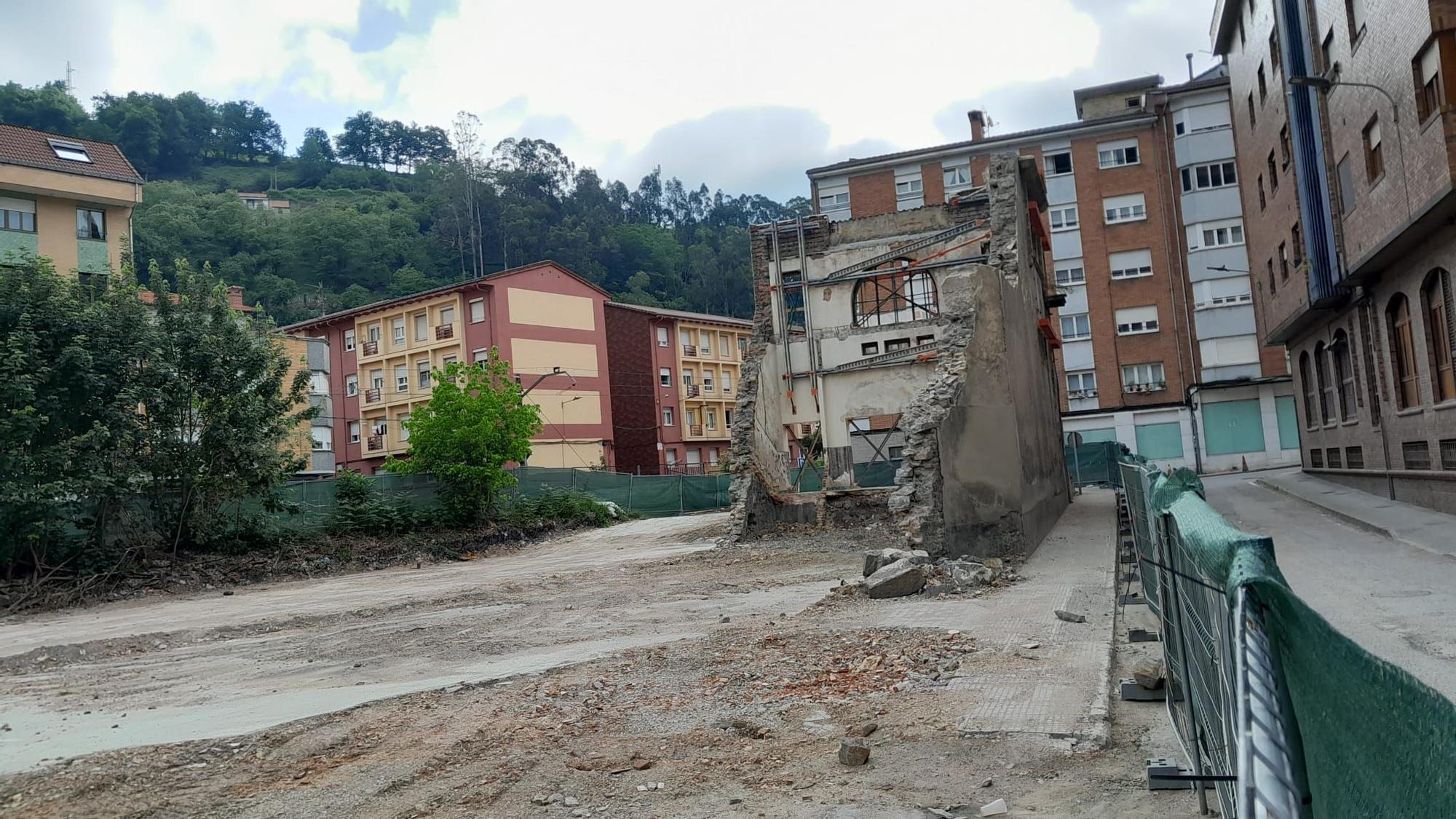 Obras del centro de salud de Sotrondio