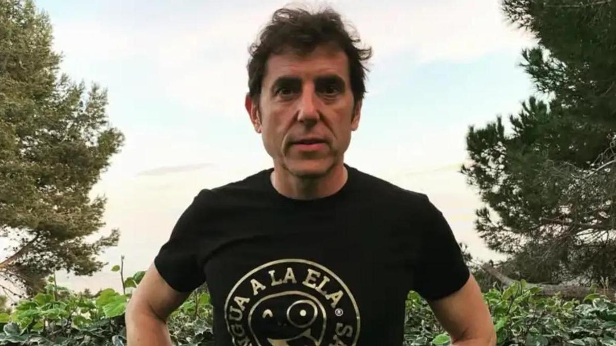 Manel Fuentes en el seu "refugi" empordanès.