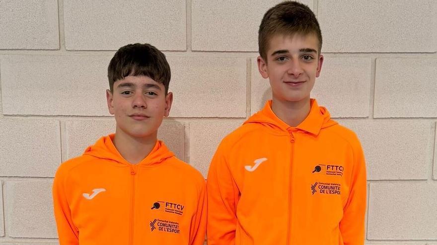 Pau Beneyto y Hugo Abellán, del Corriol Oliva Tennis Taula, defienden a la selección valenciana en el Nacional
