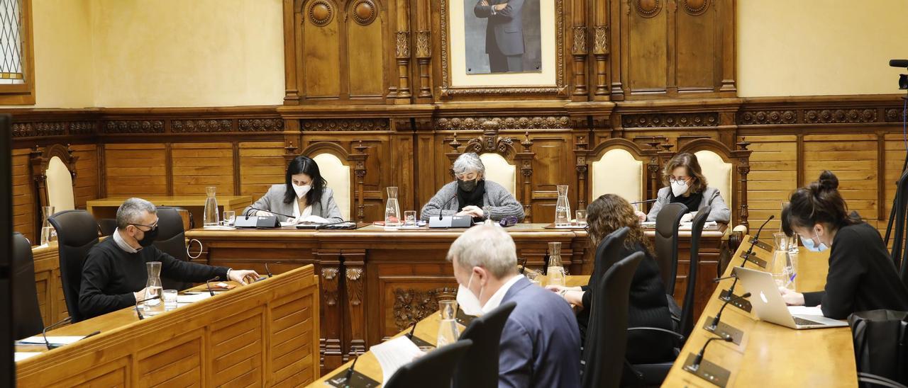 Sesión plenaria en el Ayuntamiento de Gijón.