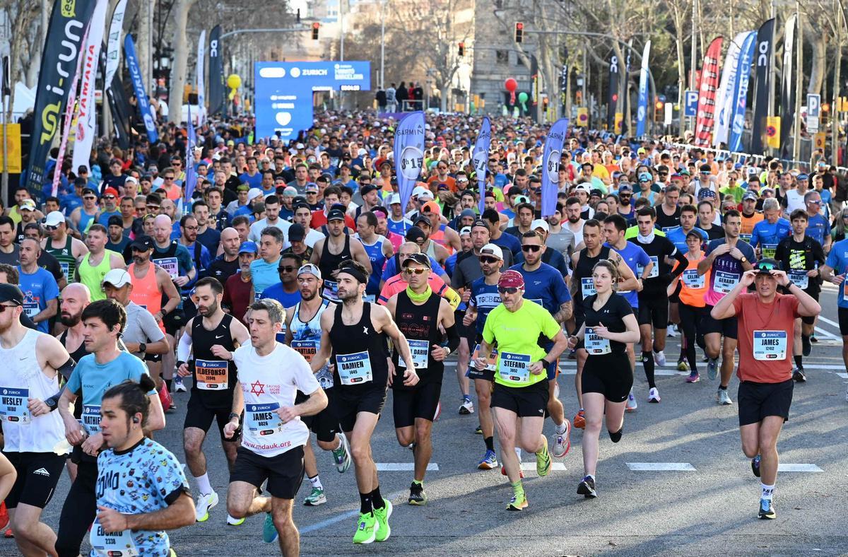 ¿Has participado en la Marató de Barcelona 2024? ¡Búscate en las fotos¡