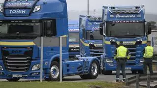 Más de 23.500 policías y guardias civiles vigilan el paro de transportistas