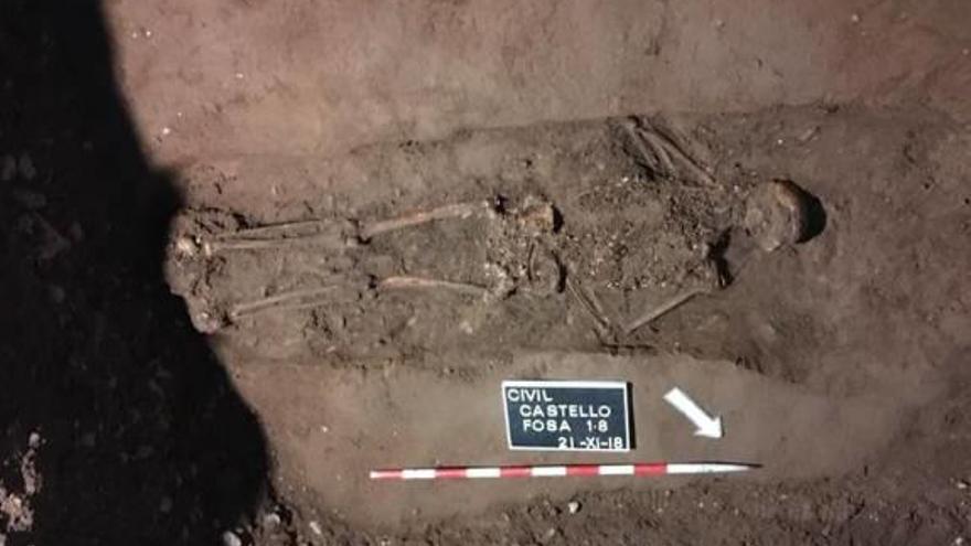 Aparecen nuevos restos en las exhumaciones