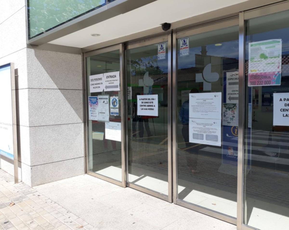 Acceso al Centro de Especialidades de Benavente. | E. P.