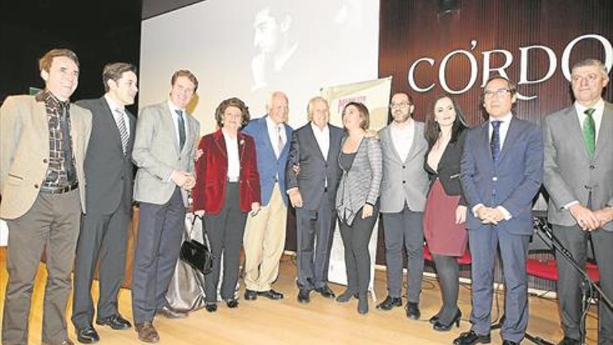 Córdoba rendirá homenaje con más de 40 actos a Manolete, &quot;icono de la ciudad&quot;