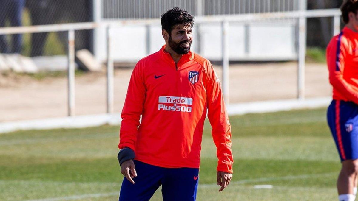 Diego Costa es uno de los futbolistas que están a una tarjeta de la sanción en Champions.