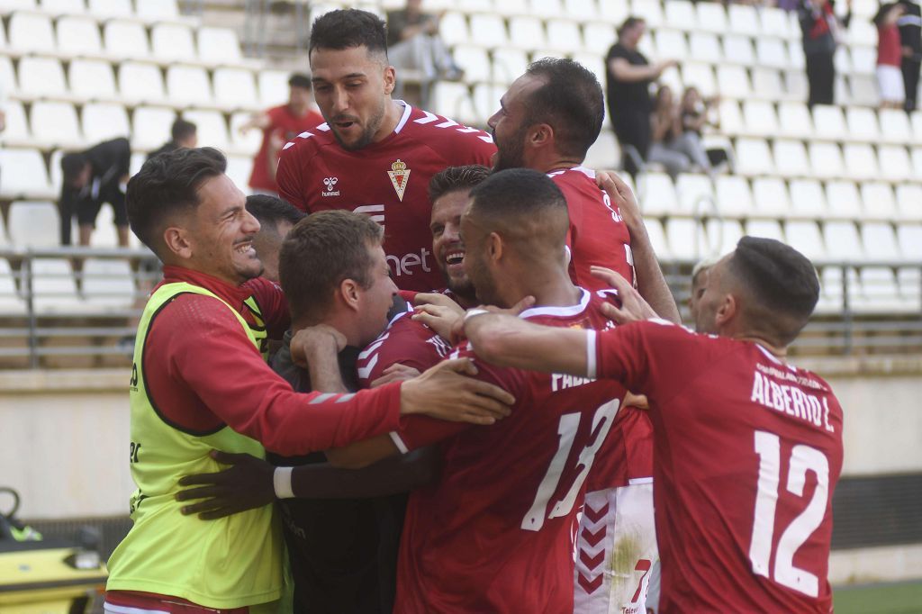 La victoria del Real Murcia frente al Águilas, en imágenes