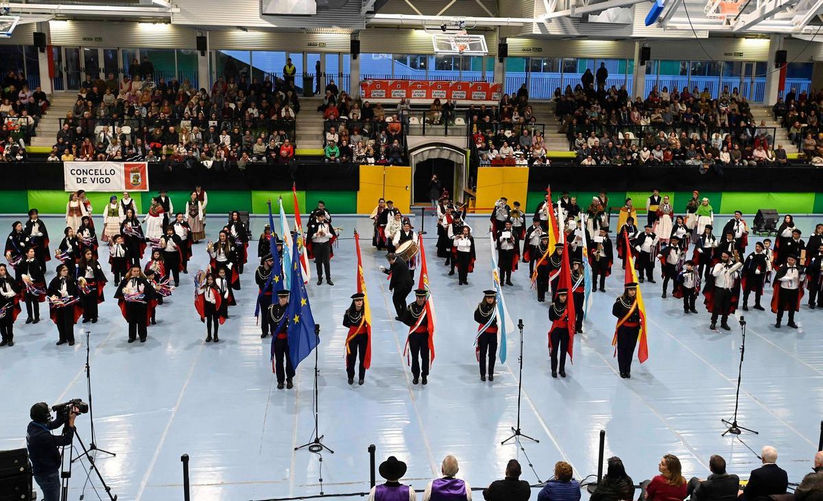 Navia acoge por primera vez el Certamen de Rondallas de Vigo