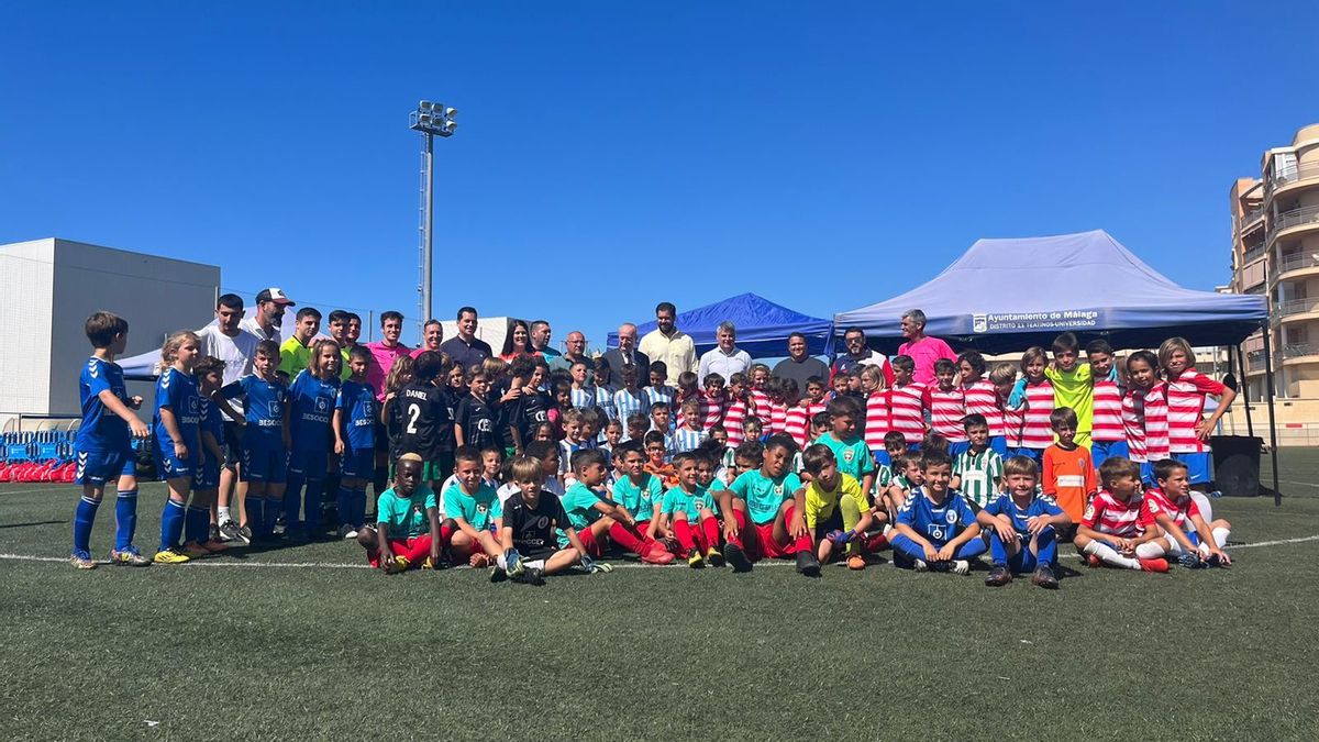 Algunos de los equipos participantes en el torneo de El Romeral.