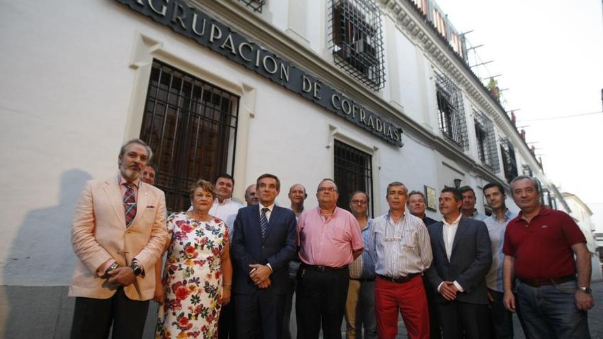 Gómez Sanmiguel, reelegido presidente de la Agrupación de Cofradías