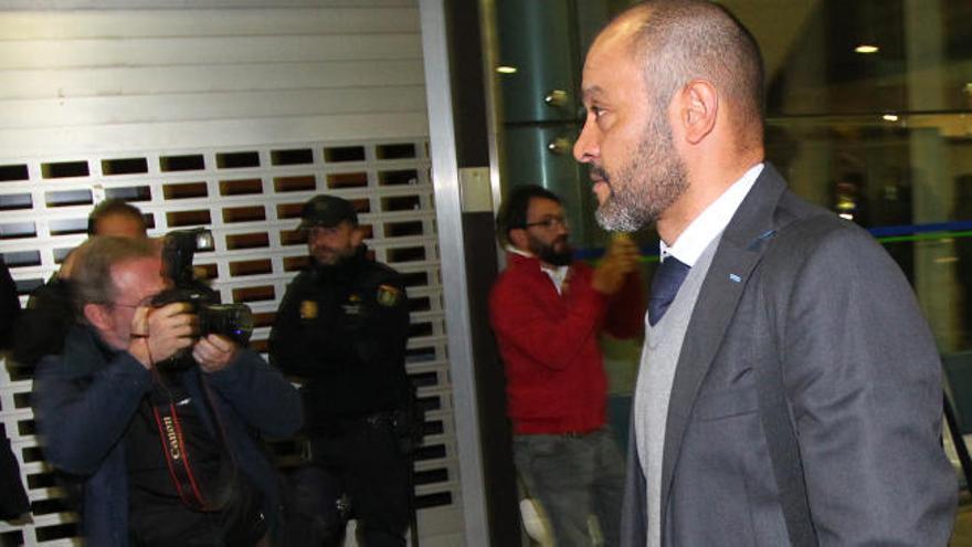 Nuno Espírito Santo se desvincula del Valencia