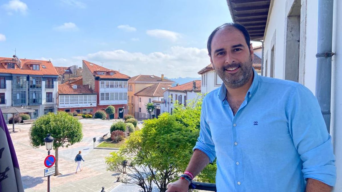 David Álvarez, en el balcón del Ayuntamiento.