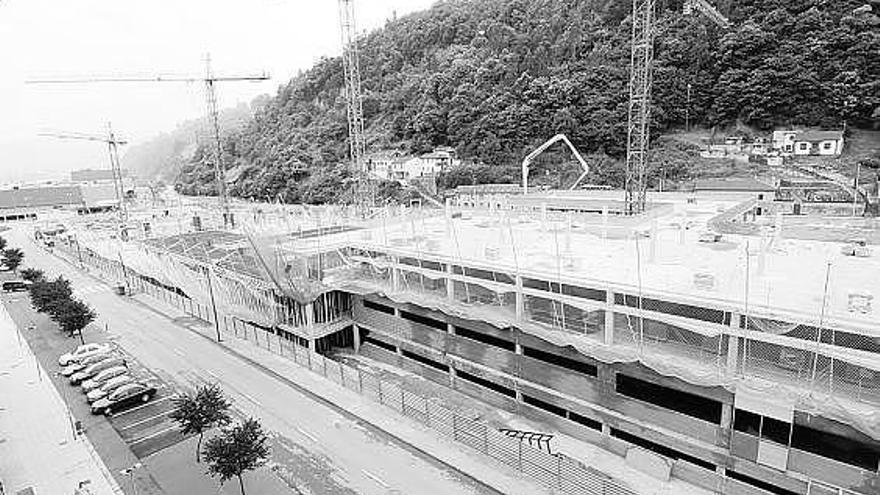 Obras del nuevo hospital de Mieres.