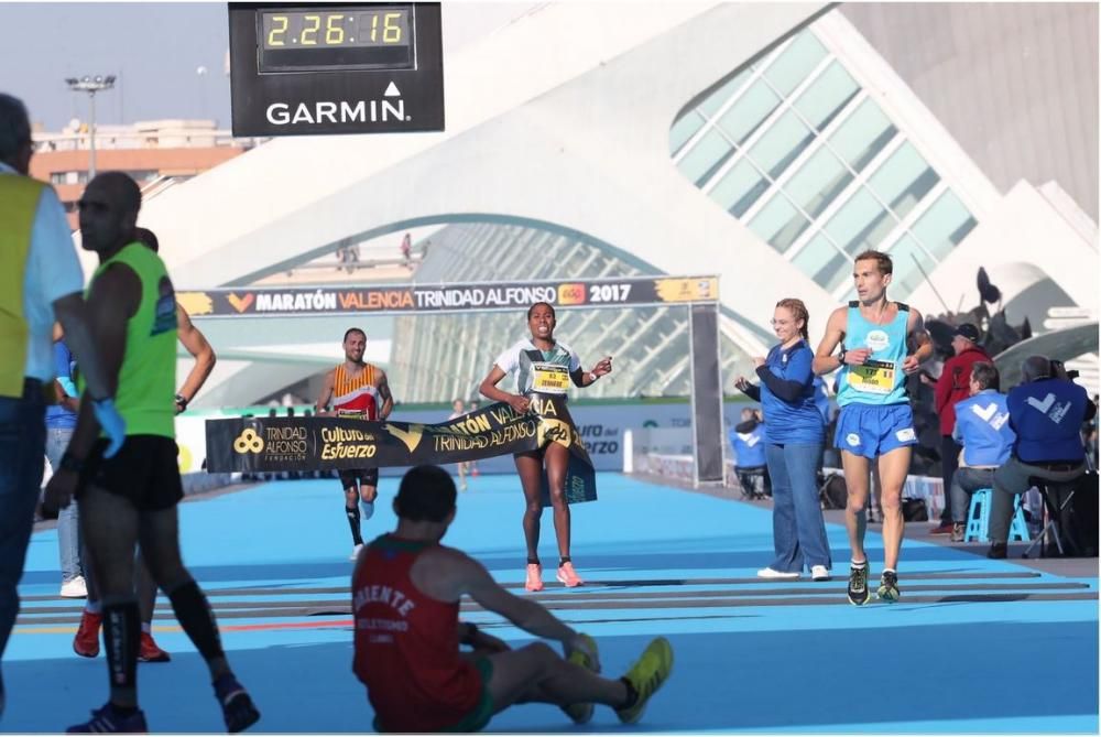 Las imágenes del Maratón Valencia Trinidad Alfonso edp 2017