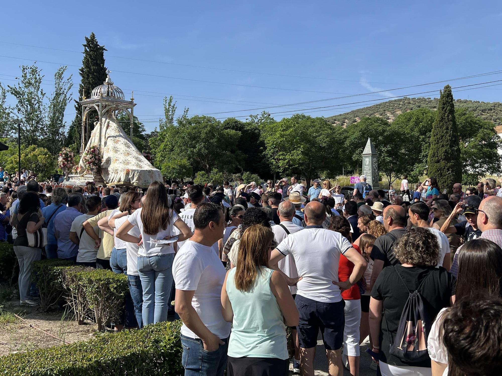 La Virgen de Araceli de Lucena regresa a su Santuario en la Romería de Subida