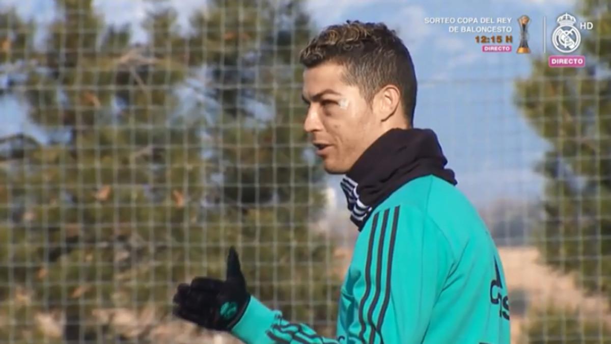 Cristiano Ronaldo durante el entrenamiento del Real Madrid previo al partido de vuelta de los cuartos de final de la Copa contra el Leganés