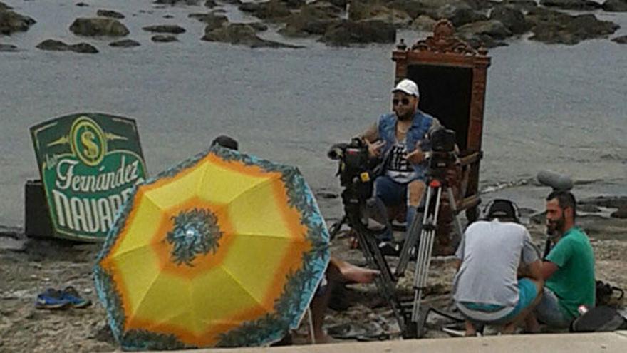 Imagen de rodaje del programa en la playa de es Portitxol