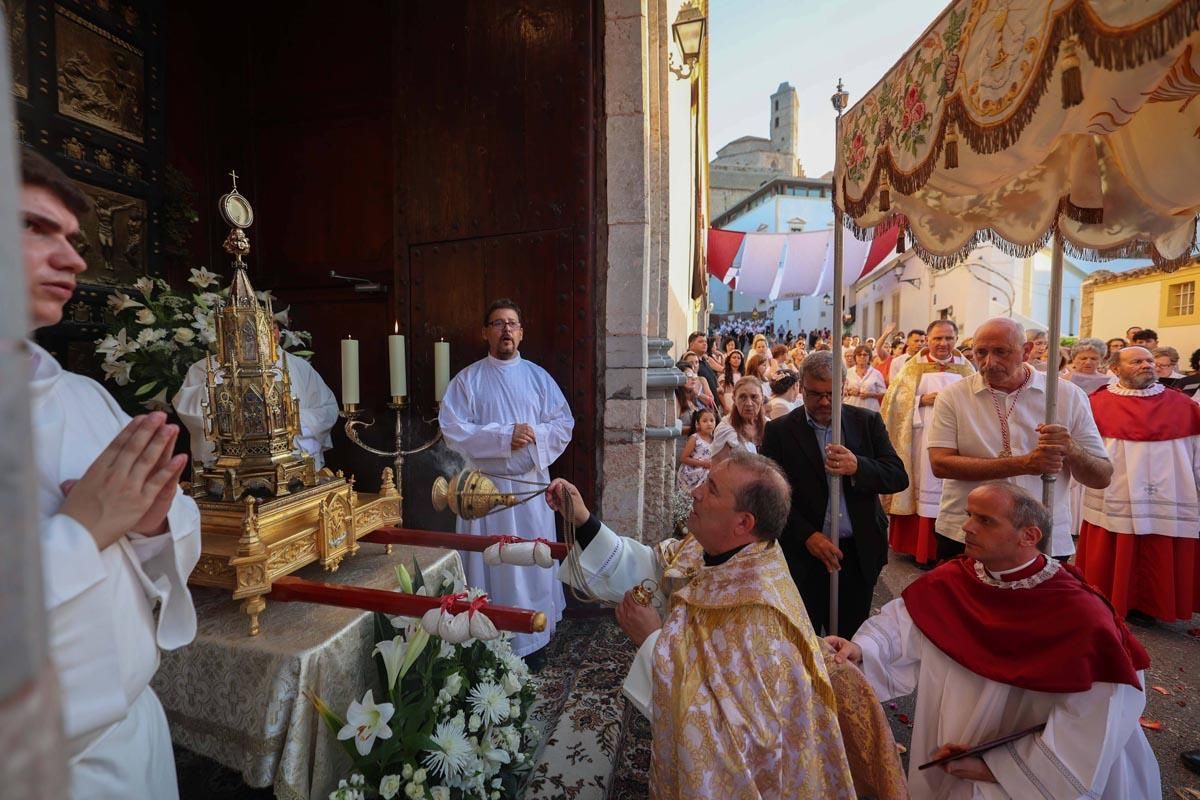Todas las imágenes del Corpus Christi en Ibiza