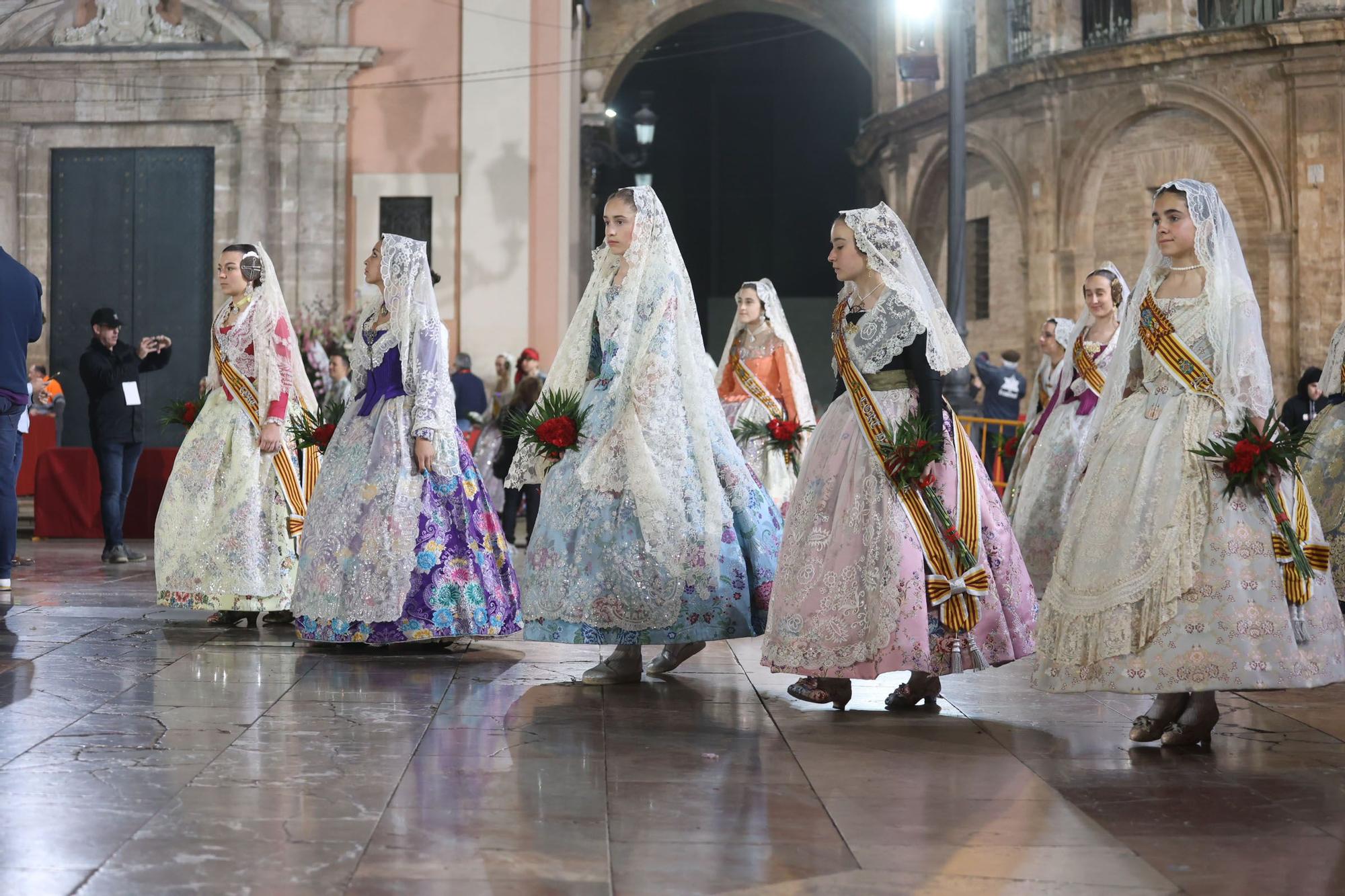 Búscate en el segundo día de la Ofrenda en la calle San Vicente entre las 20 y las 21 horas