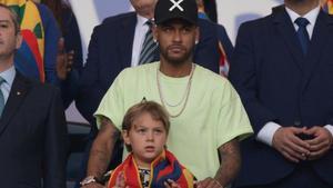 aguasch48981822 brazilian injured footballer neymar and his son are seen on 190708191736