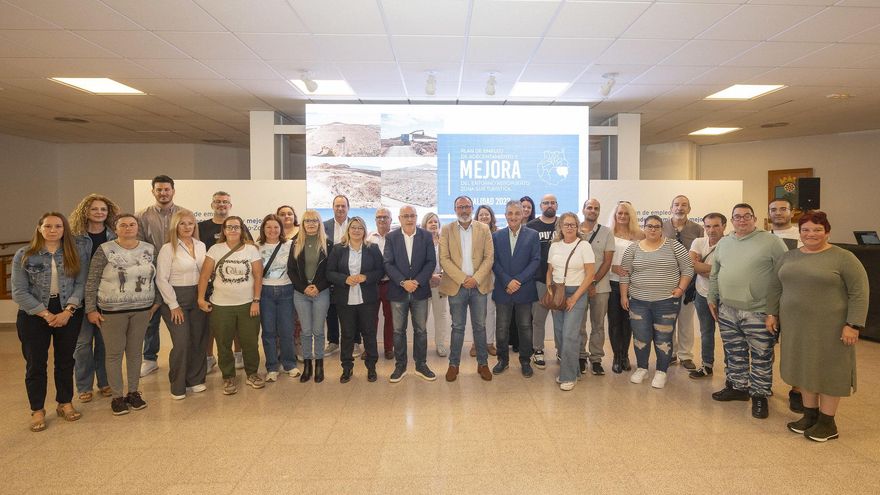 El sureste abre el segundo plan de  limpieza de invernaderos por 1,8 millones en agosto