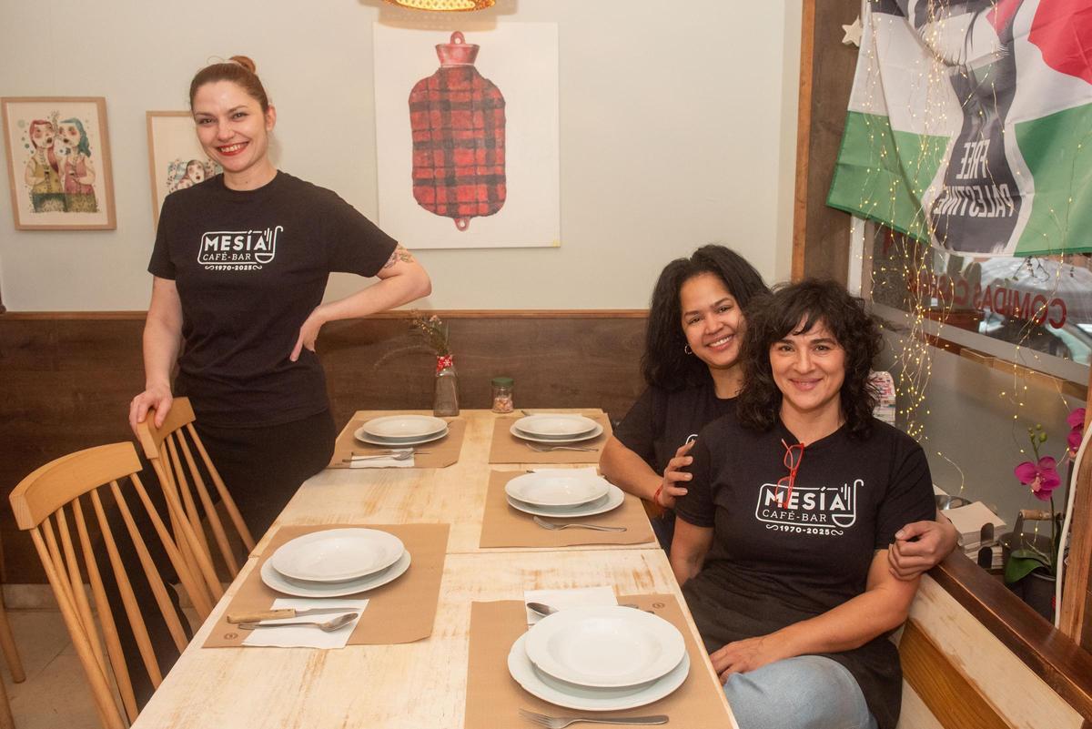 O equipo do Café Bar Mesía