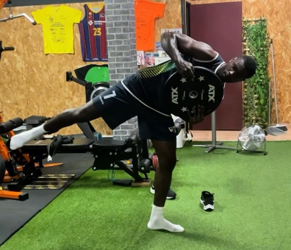 David Efambé, ejercitándose.