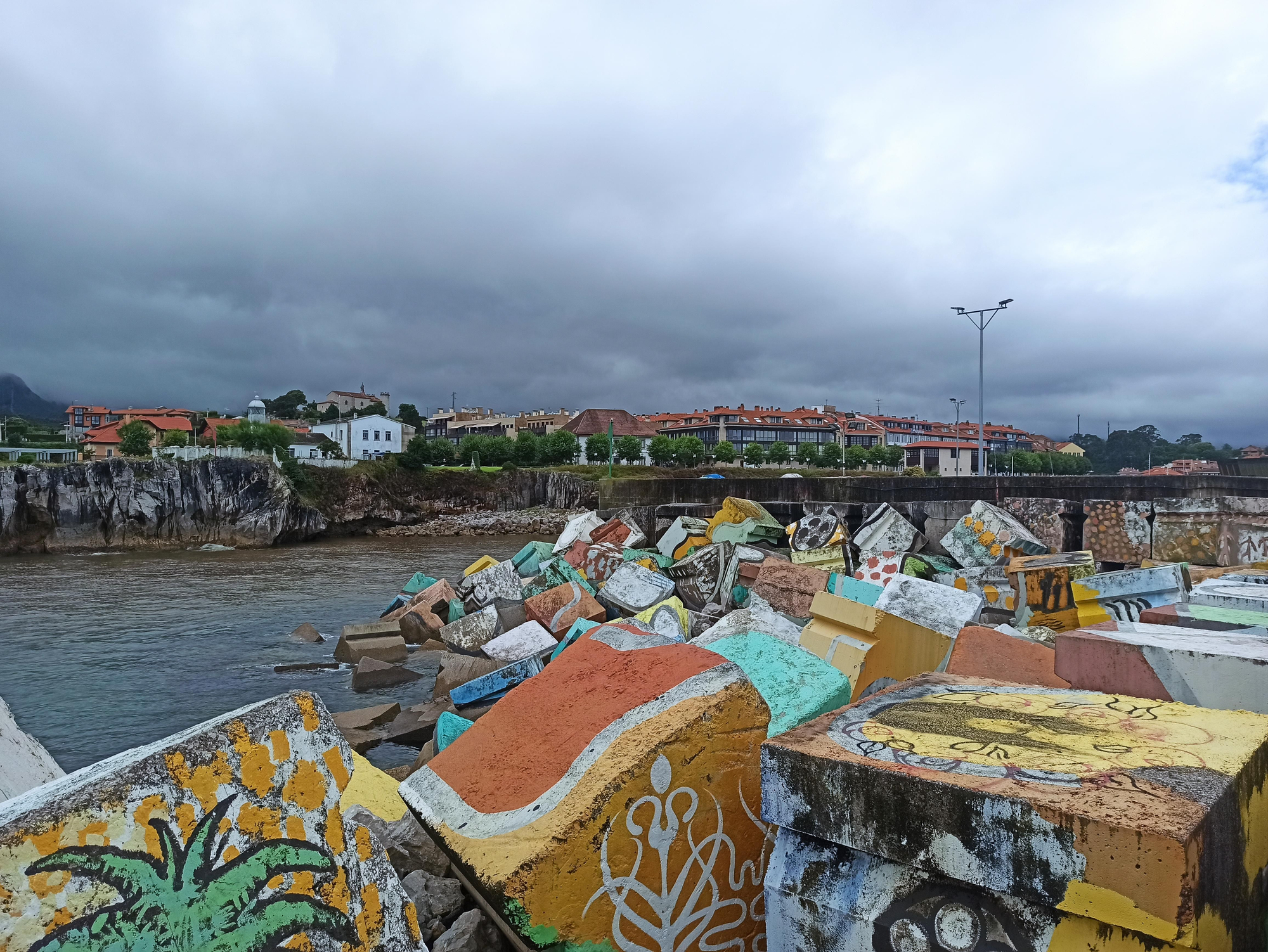 Llanes, un pueblo guapo que no pierde tirón