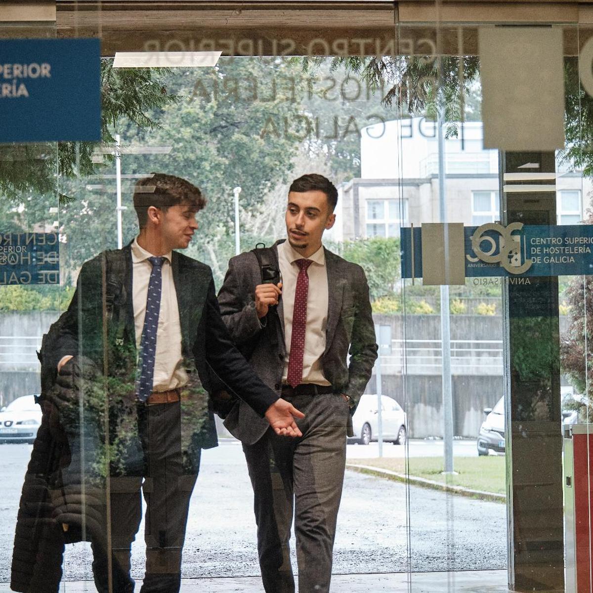 Adscrito a USC e dependente da Axencia de Turismo de Galicia, o centro imparte actualmente o grao en Xestión de Empresas Hostaleiras e o Curso Superior de Chef en Cociña e Pastelería de 1.000 horas.