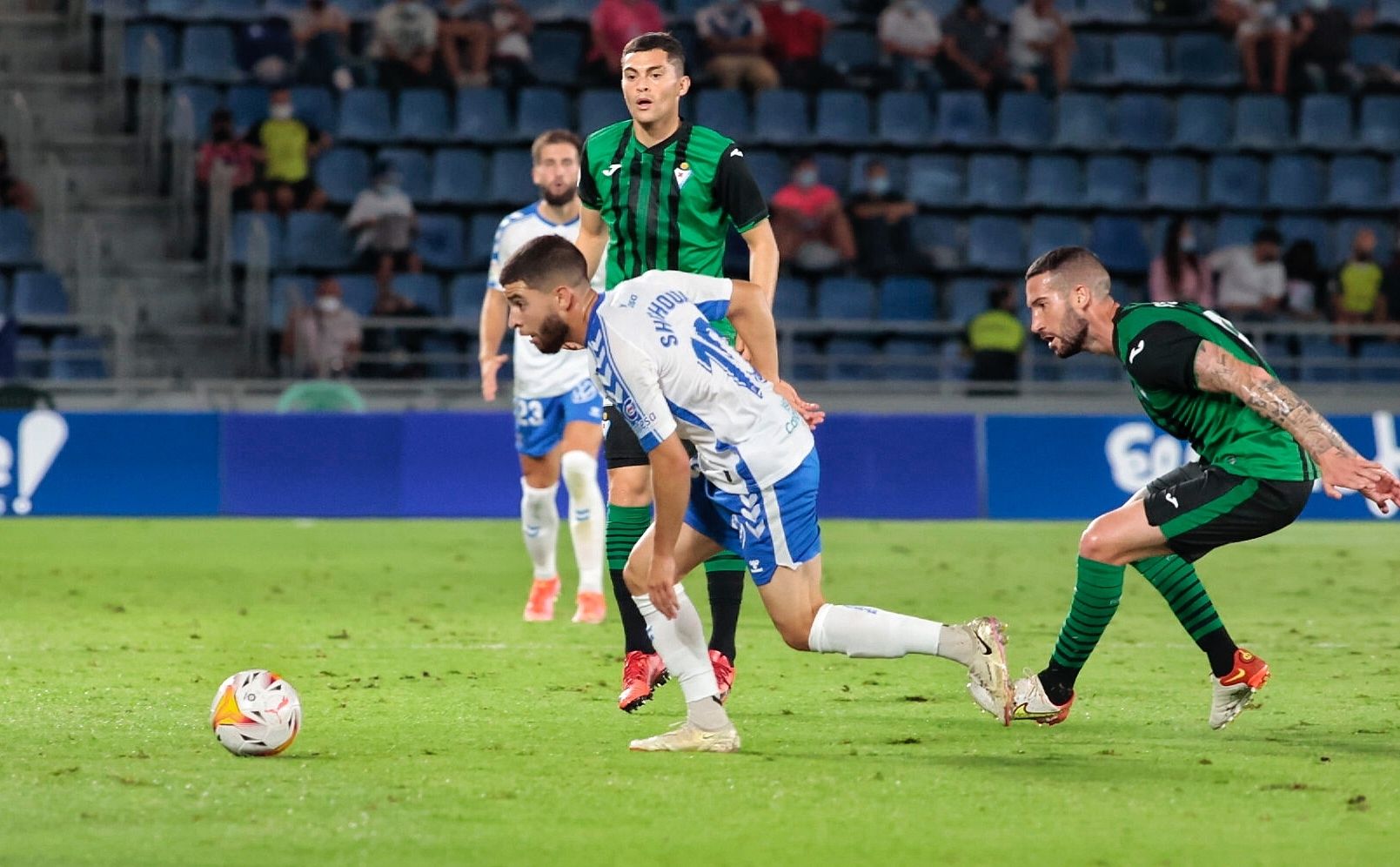 Encuentro entre el CD Tenerife y la SD Eibar