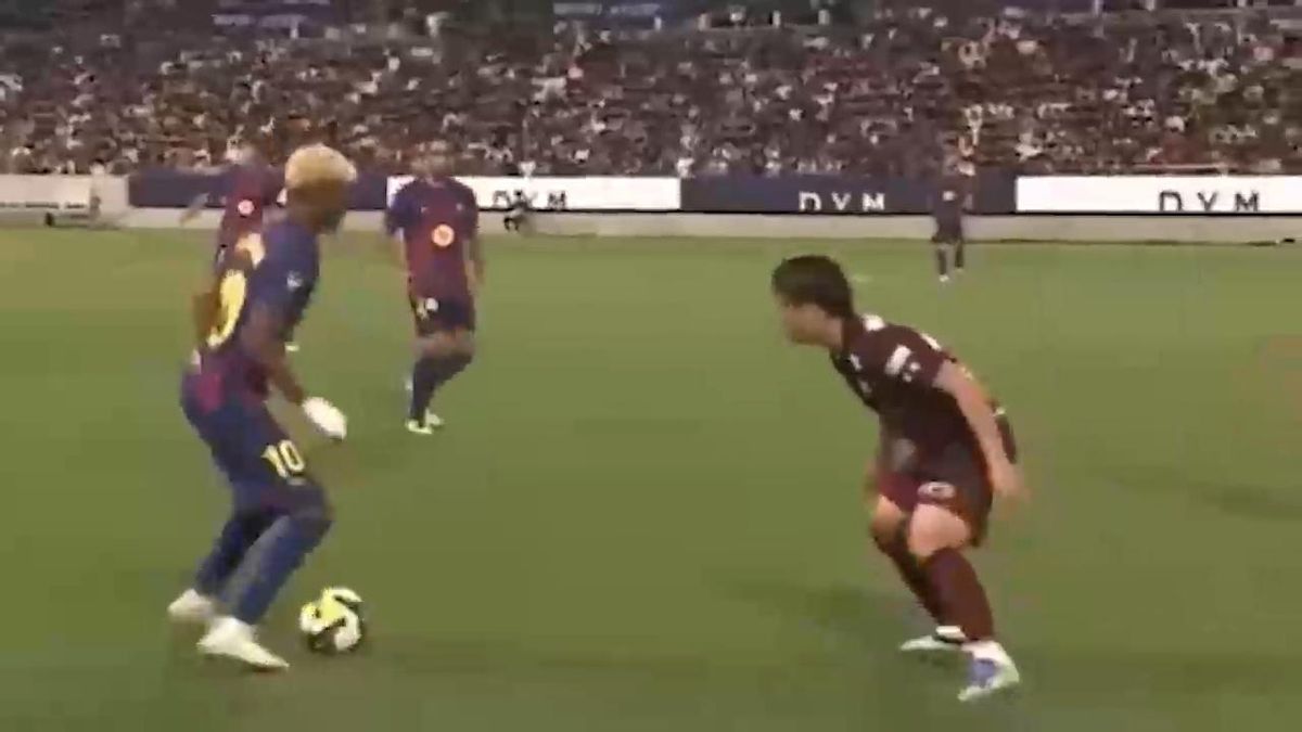 Lamine ya hace de las suyas hasta en Japón: ojito con la jugada que solo pudieron parar dejándolo en el suelo