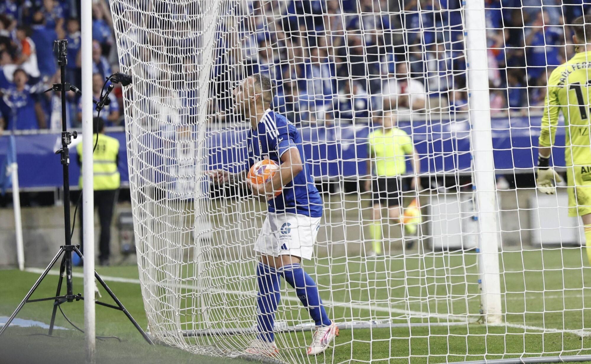 Así se vivió en el Carlos Tartiere la final del play-off entre el Real Oviedo y el Mirandés