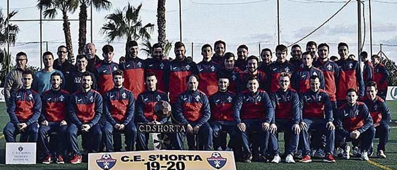 Primera plantilla del s&#039;Horta, que fue presentada el pasado fin de semana.