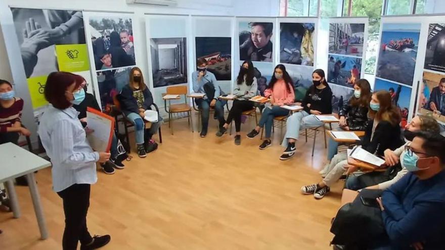 Estudiants de 4t d’ESO de La Salle Figueres reben formació sobre transformació social