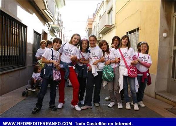 MULTITUDINARIA MARCHA SOLIDARIA CONTRA EL CÁNCER EN LA VILAVELLA