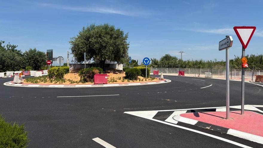 La Diputació culmina la ronda que saca el tráfico del casco urbano de Rafelguaraf
