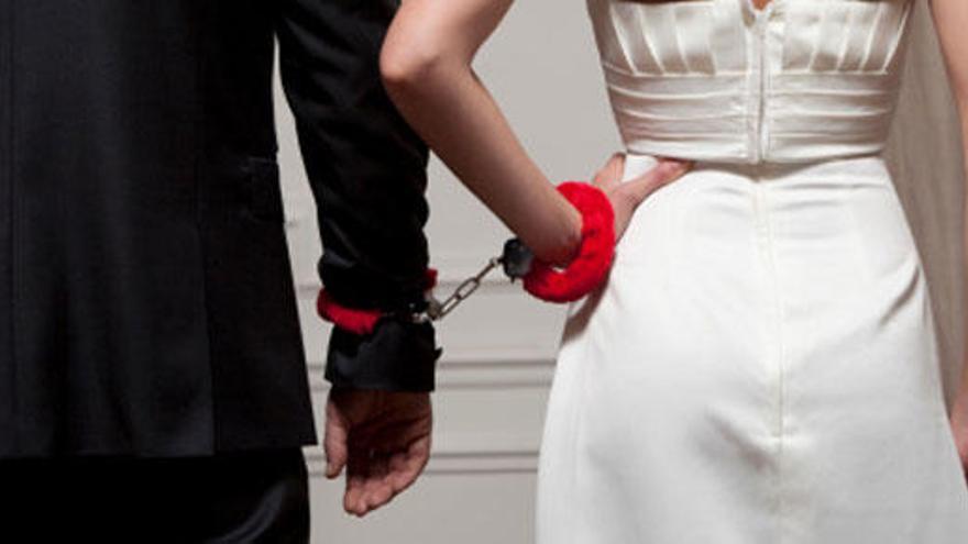 El matrimonio secuestra a los cónyuges.