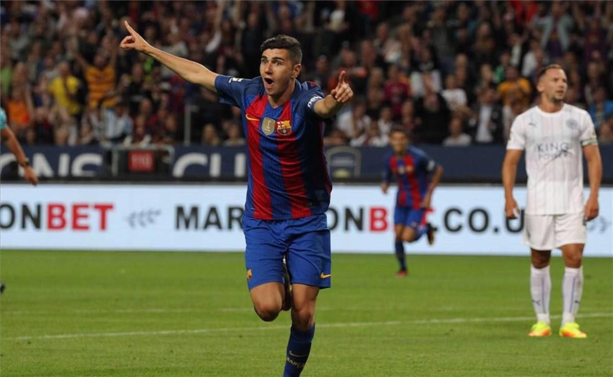 Mujica celebra el seu primer gol amb el Barça anotat contra al Leicester.