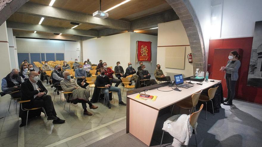 Municipis del Vallès Occidental s’interessen pel sistema de contenidors intel·ligents de Girona