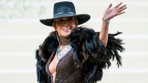 La cantante y actriz Jennifer Lopez cumple este domingo, 24 de julio de 2022, 53 años rodeada de amor y felicidad.