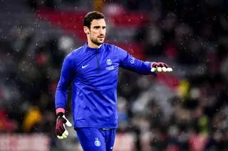 Sergio Rico vuelve al fútbol tras más de un año de su accidente en El Rocío