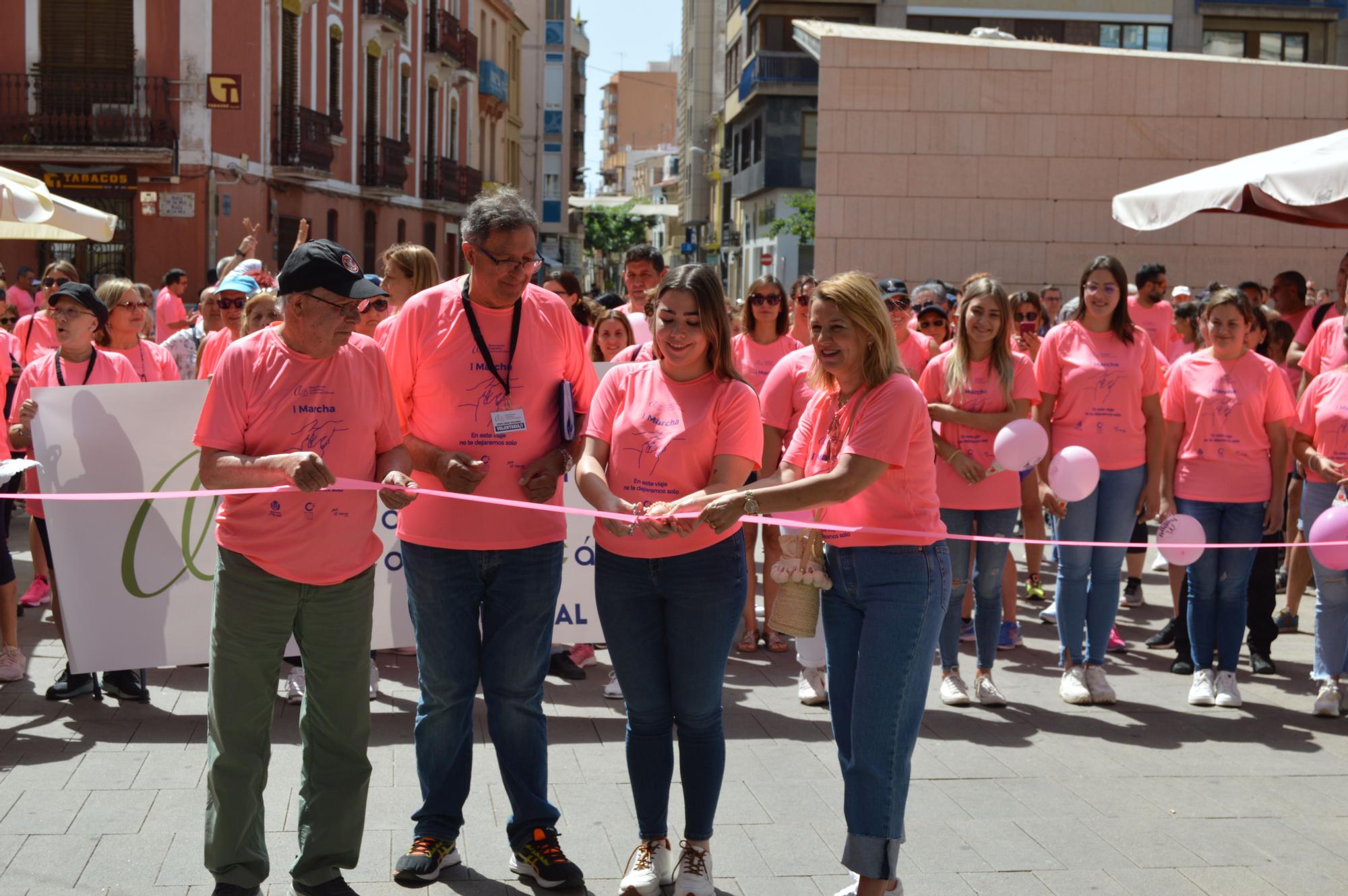 Galería | Así se ha celebrado la primera marcha de la Asociación Castellón contra el Cáncer en Vila-real