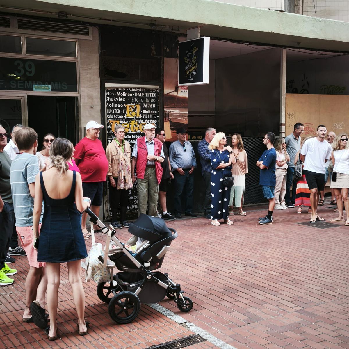 Concentración de los vecinos de Grau Bassas.