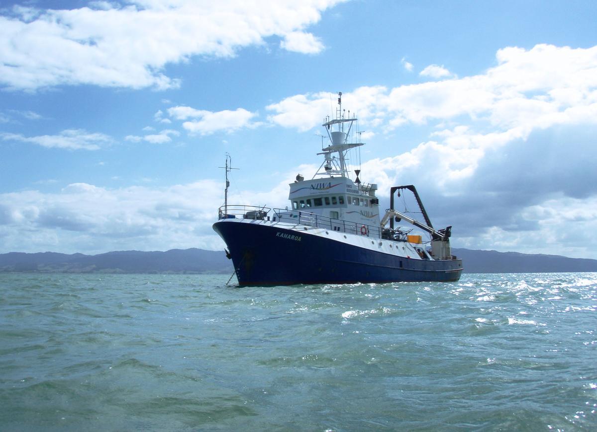 El "RV Kaharoa", que será reemplazado.