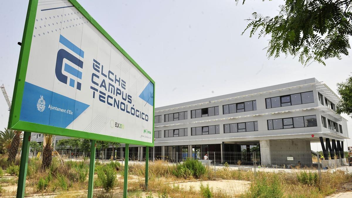 Instalaciones del Campus Tecnológico del Parque Empresarial que el Ayuntamiento de Elche ha ofrecido como sede de la Agencia Espacial Española