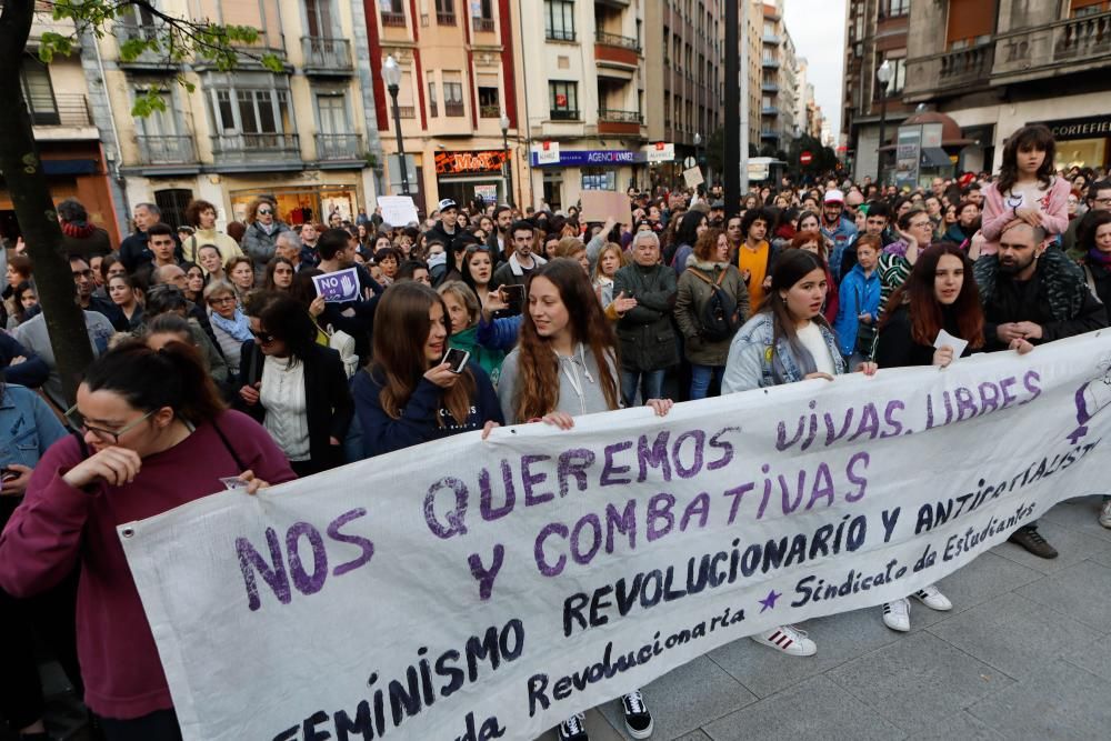Manifestación por la condena a los integrantes de "La Manada" en Gijón.