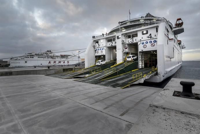 LAS PALMAS DE GRAN CANARIA A 03/07/2017. Nueva terminal operativa de Naviera Armas en el muelle de la Esfinge. FOTO: J.PÉREZ CURBELO