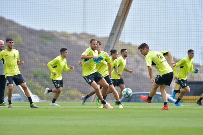 19-07-2019 LAS PALMAS DE GRAN CANARIA. Entrenamiento UD Las Palmas, en Barranco Seco  | 19/07/2019 | Fotógrafo: Andrés Cruz