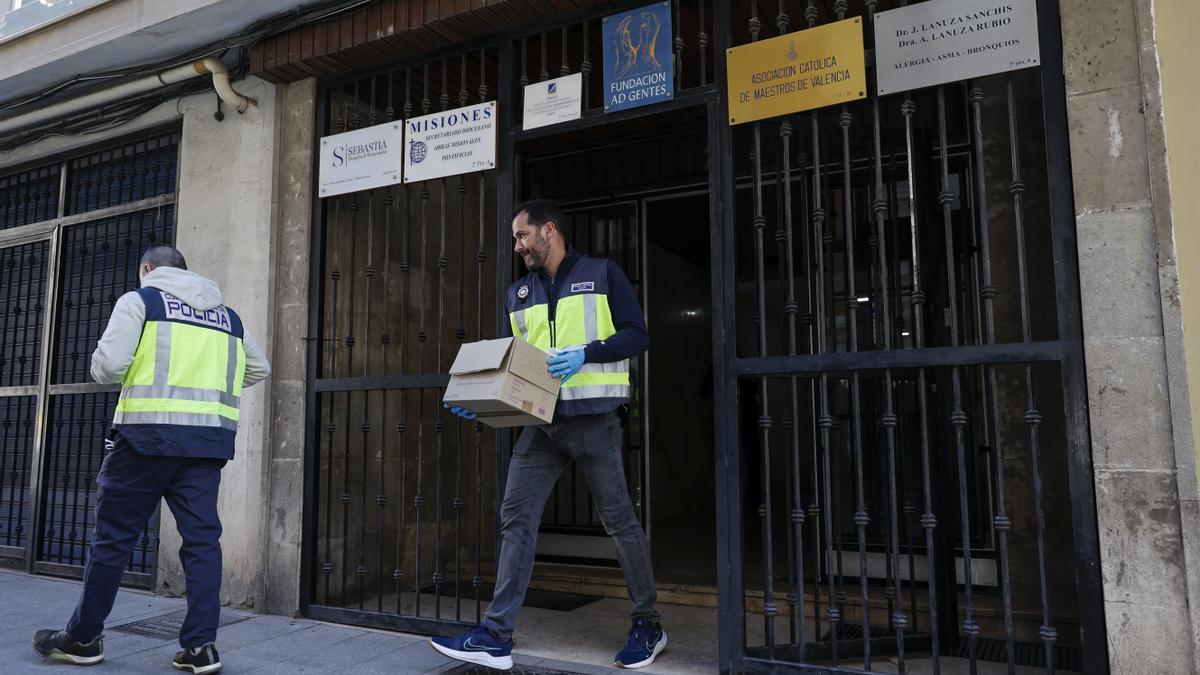 La Policía Nacional investiga la muerte del canónigo emérito de la Catedral de Valencia.